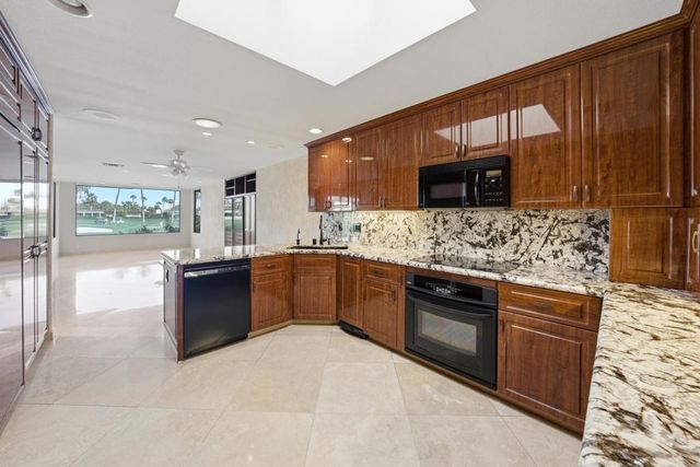 114 Columbia Drive, Rancho Mirage, CA 92270