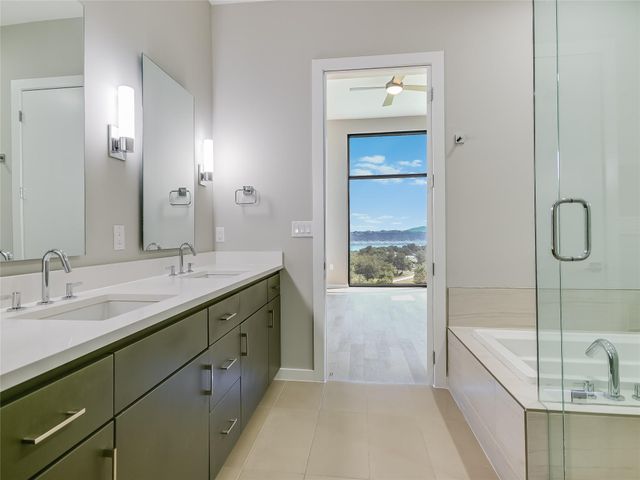 5921 Hi Line RD 2.402, Austin, TX 78734