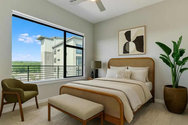 5921 Hi Line RD 2.402, Austin, TX 78734
