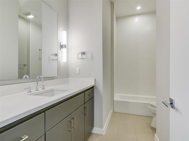 5921 Hi Line RD 2.402, Austin, TX 78734