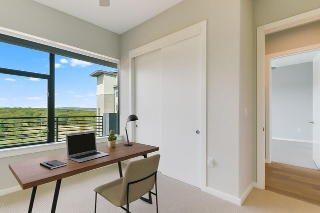 5921 Hi Line RD 2.402, Austin, TX 78734