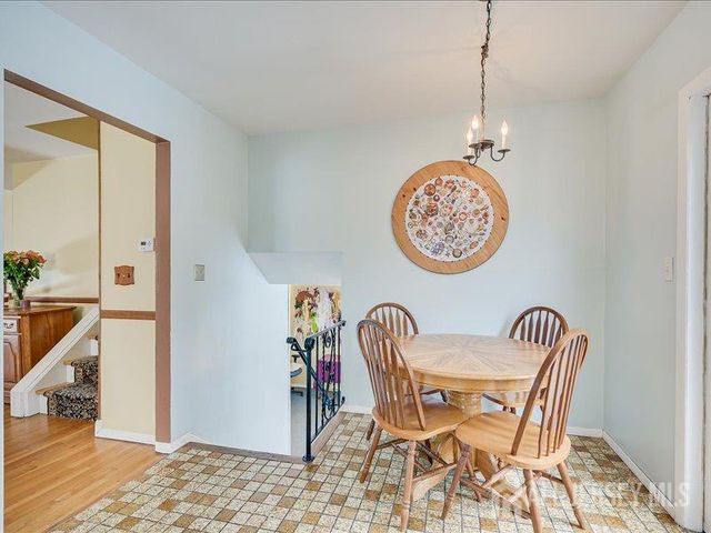 38 Karen Place, Edison, NJ 08817