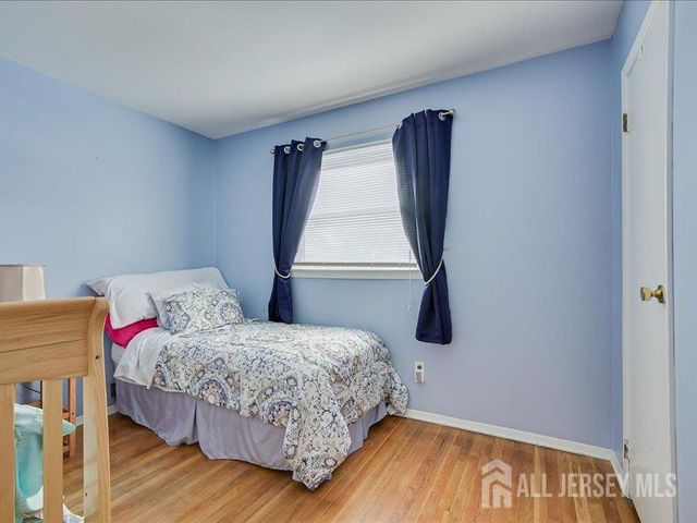 38 Karen Place, Edison, NJ 08817