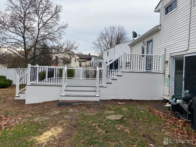 38 Karen Place, Edison, NJ 08817