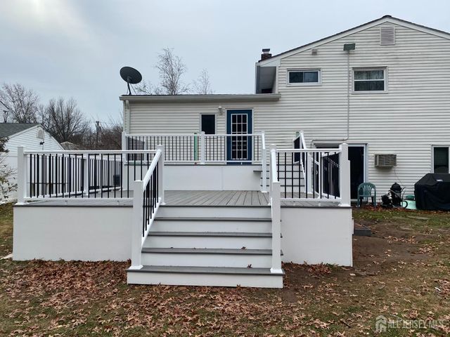 38 Karen Place, Edison, NJ 08817