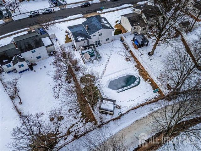 38 Karen Place, Edison, NJ 08817