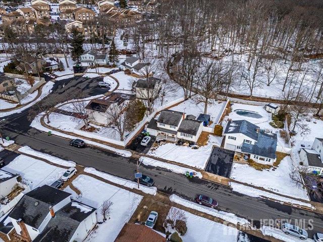 38 Karen Place, Edison, NJ 08817