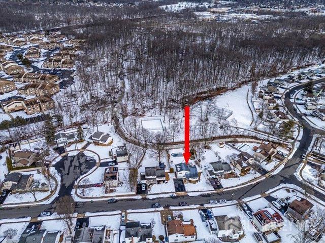 38 Karen Place, Edison, NJ 08817