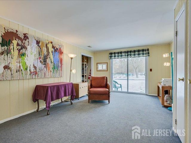 38 Karen Place, Edison, NJ 08817