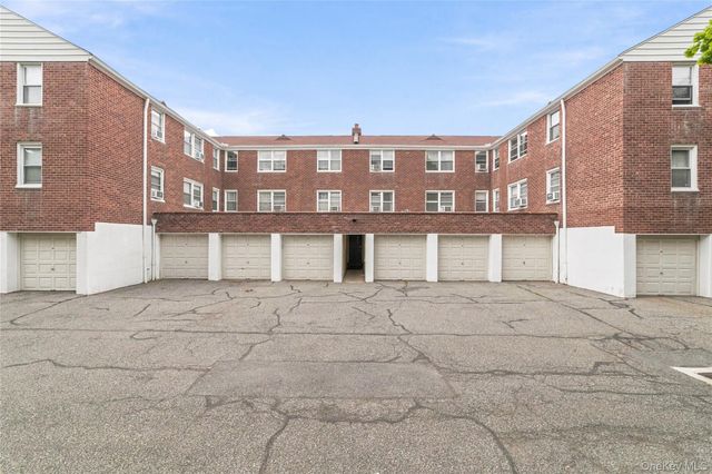 9 Bryant Crescent 1G, White Plains, NY 10605