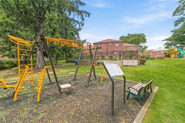 9 Bryant Crescent 1G, White Plains, NY 10605
