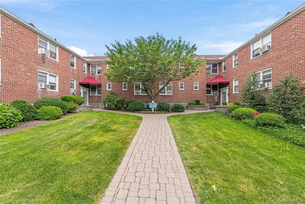 9 Bryant Crescent 1G, White Plains, NY 10605