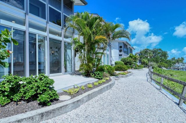 6047 E PEPPERTREE WAY 224, Sarasota, FL 34242