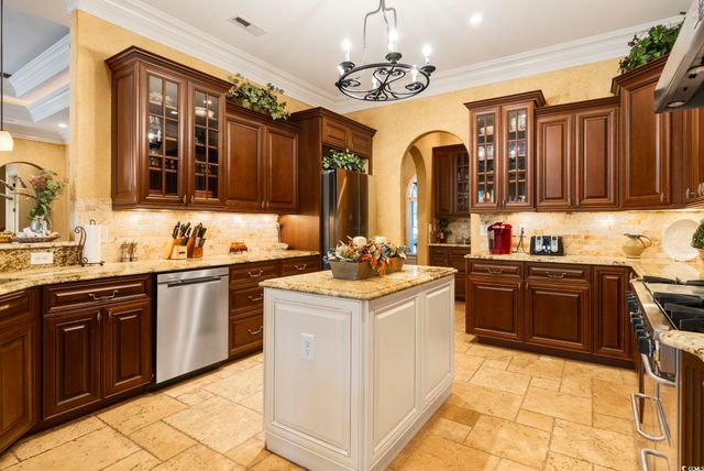 407 Pinecrest Dr., Myrtle Beach, SC 29572