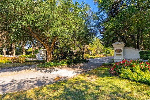 407 Pinecrest Dr., Myrtle Beach, SC 29572