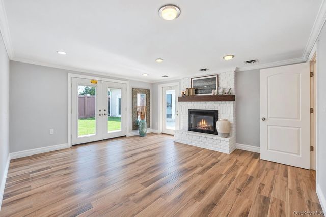 919 Park Court, Valley Stream, NY 11581