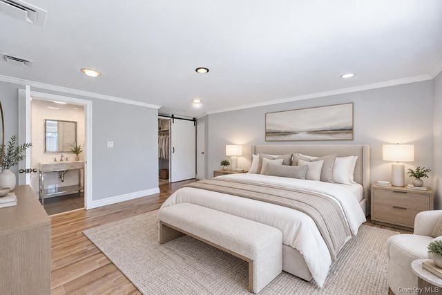 919 Park Court, Valley Stream, NY 11581