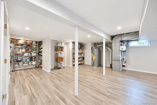 919 Park Court, Valley Stream, NY 11581
