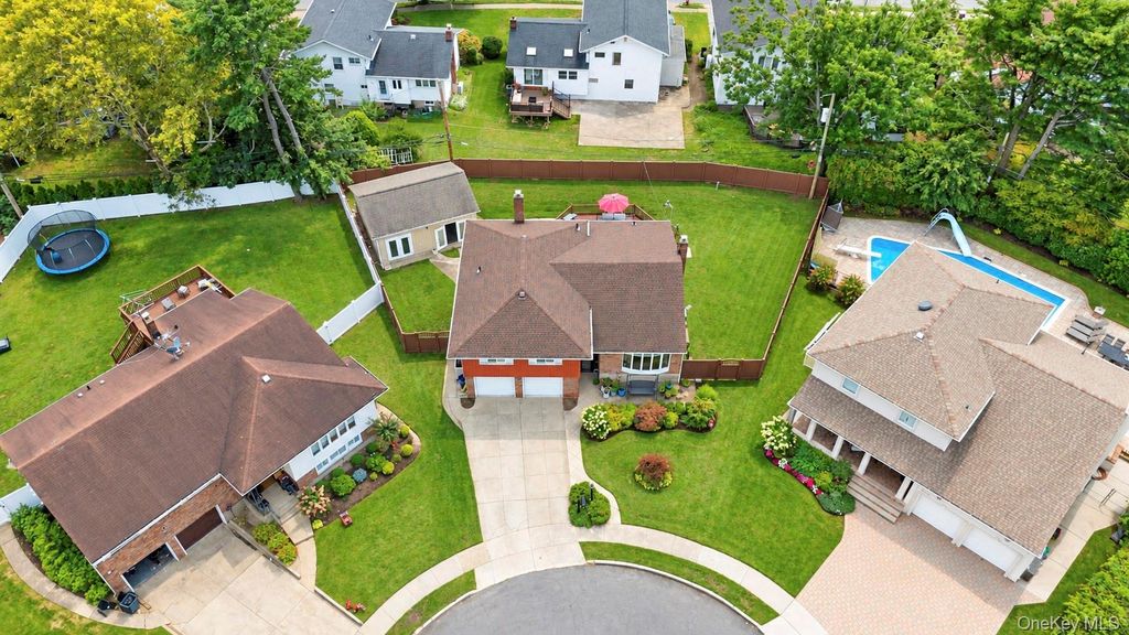 919 Park Court, Valley Stream, NY 11581 — photo 4
