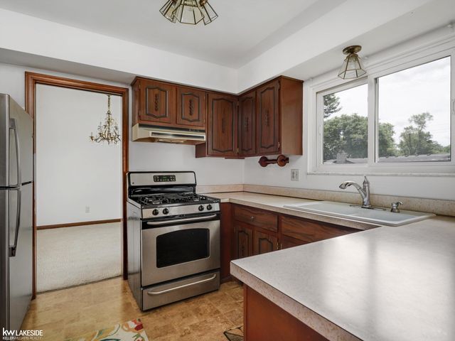 35385 Bobcean Road, Clinton Twp, MI 48035