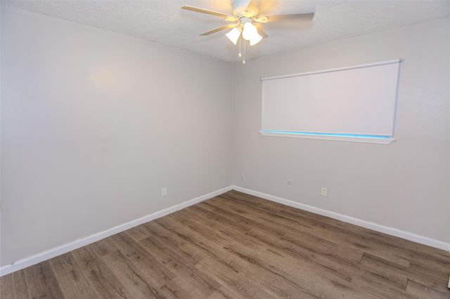 116 White Cedar Street, Houston, TX 77015