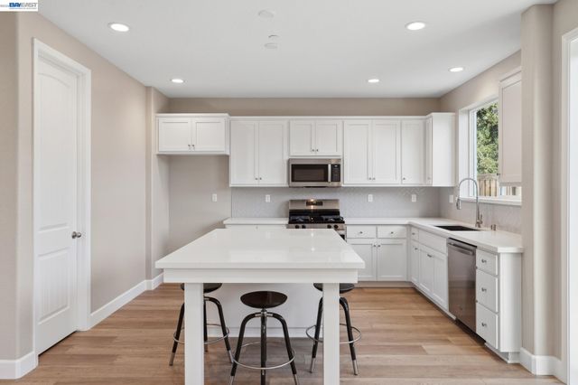 1301 Sunningdale Lane, Fairfield, CA 94533