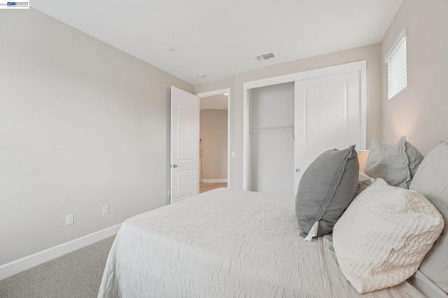 1301 Sunningdale Lane, Fairfield, CA 94533