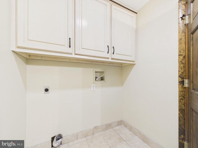 1109 MATAMORAS RD, Halifax, PA 17032