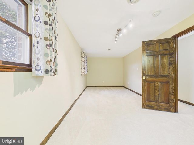 1109 MATAMORAS RD, Halifax, PA 17032