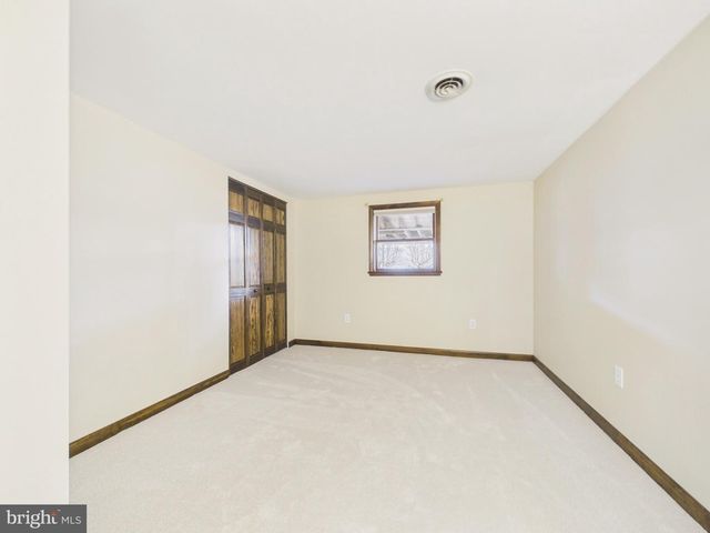 1109 MATAMORAS RD, Halifax, PA 17032