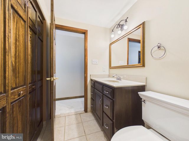 1109 MATAMORAS RD, Halifax, PA 17032