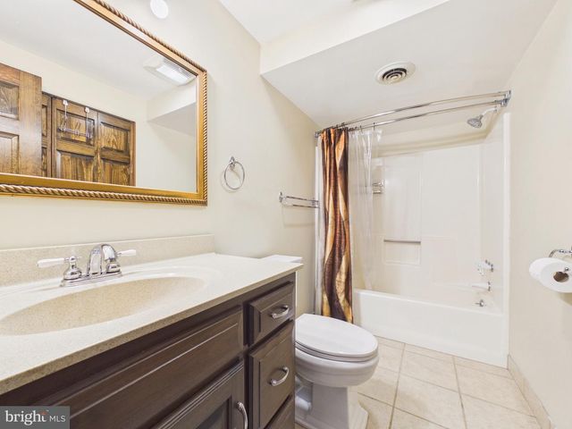 1109 MATAMORAS RD, Halifax, PA 17032