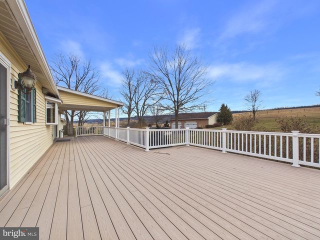 1109 MATAMORAS RD, Halifax, PA 17032