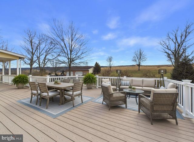 1109 MATAMORAS RD, Halifax, PA 17032