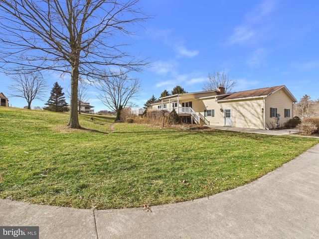 1109 MATAMORAS RD, Halifax, PA 17032