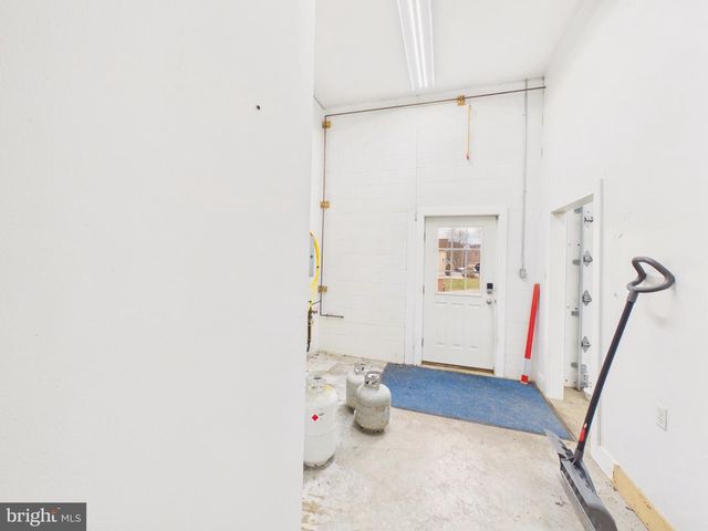 1109 MATAMORAS RD, Halifax, PA 17032