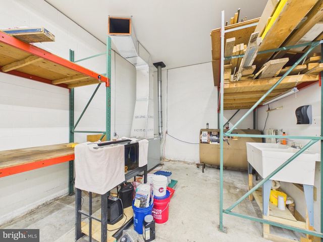 1109 MATAMORAS RD, Halifax, PA 17032