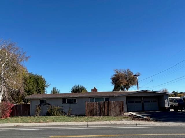 3927 Homedale Road, Klamath Falls, OR 97603