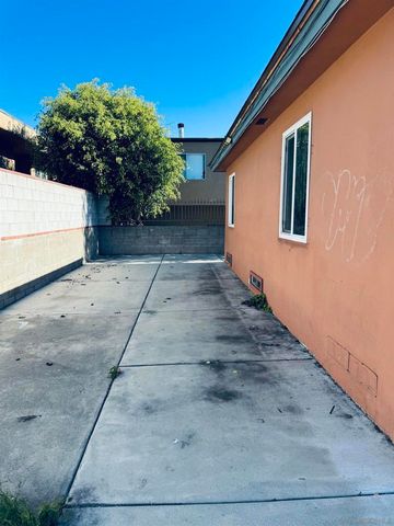 76 Meade Ave, San Diego, CA 92115