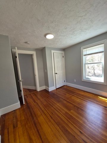 13 Crump St, Hudson, MA 01749