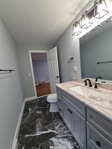 13 Crump St, Hudson, MA 01749