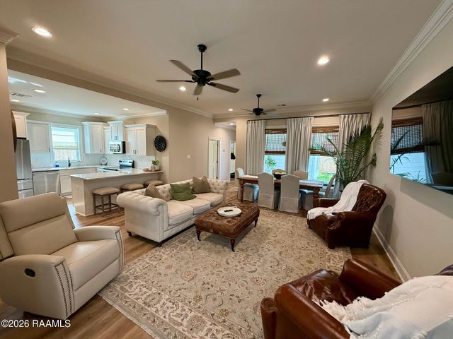 308 Berchman Oaks Drive, Lafayette, LA 70506