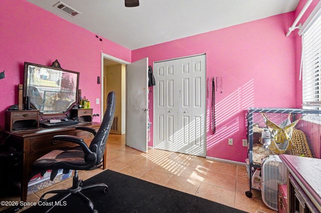 1076 Galty Circle NE, Palm Bay, FL 32905