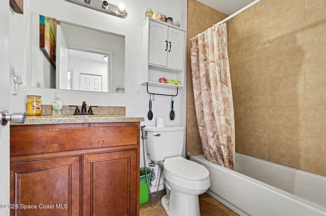 1076 Galty Circle NE, Palm Bay, FL 32905