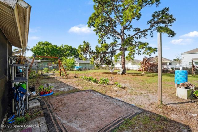 1076 Galty Circle NE, Palm Bay, FL 32905