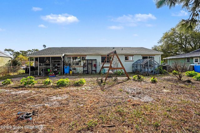 1076 Galty Circle NE, Palm Bay, FL 32905