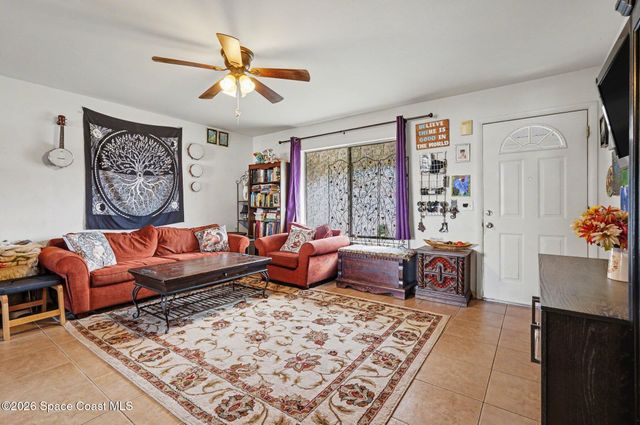 1076 Galty Circle NE, Palm Bay, FL 32905