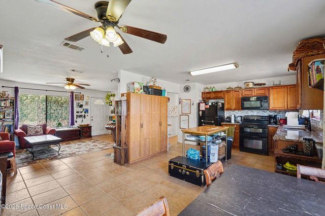 1076 Galty Circle NE, Palm Bay, FL 32905