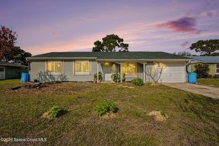 1076 Galty Circle NE, Palm Bay, FL 32905