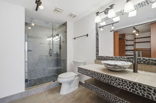 3901 S Flagler Drive 802, West Palm Beach, FL 33405